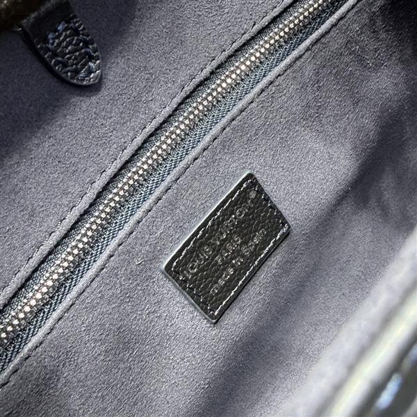 2026124135211945 270